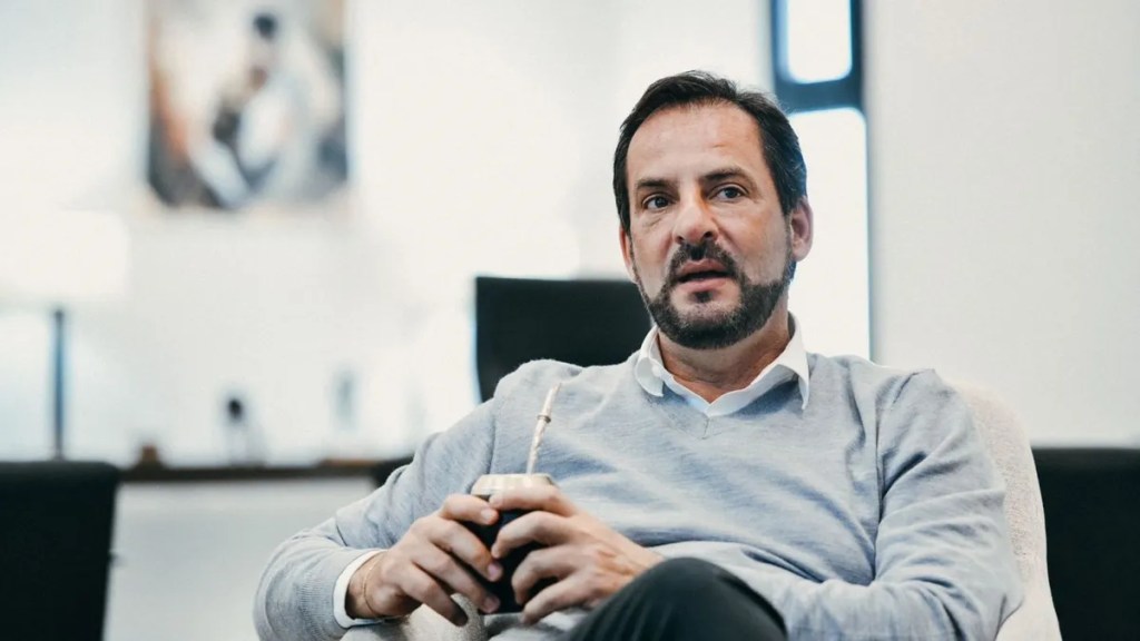 Sujarchuk apuntó contra Milei y su marketing: “En algún momento el mundo de las redes va a chocar contra la&nbsp;realidad”