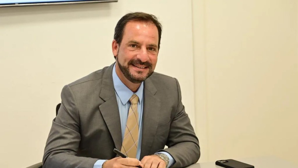 “No solucionás nada tirando el país por la borda para quedar bien con los demás”: Sujarchuk apuntó contra&nbsp;Milei