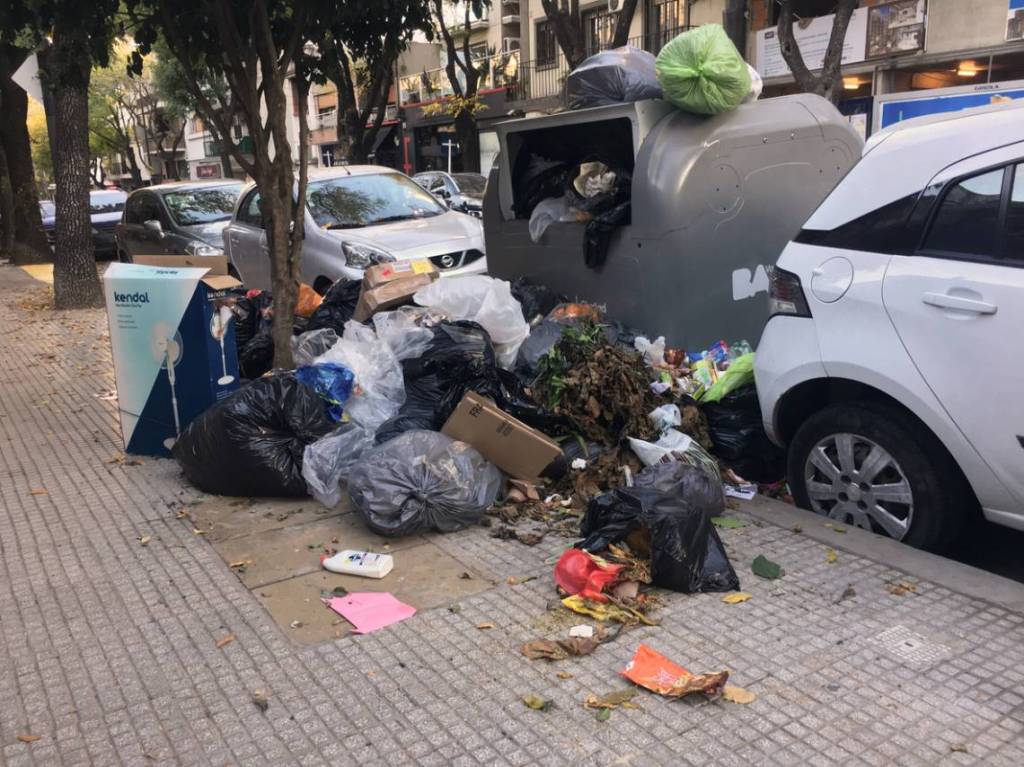  Jorge Macri aplicará sanciones a quienes saquen basura de los&nbsp;contenedores