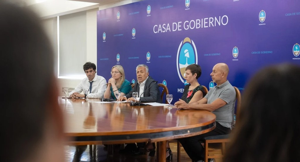 Cornejo impulsó la modernización del sistema de entradas para las Áreas Naturales&nbsp;Protegidas