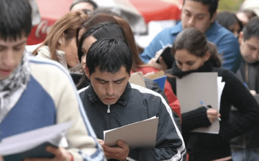 La informalidad laboral alcanza al 43% y golpea más a jóvenes y adultos en edad&nbsp;activa