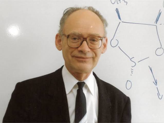 Henri Kagan, Nobel de Química 2026, confesó que no aprobó el examen de ingreso en su primer intento