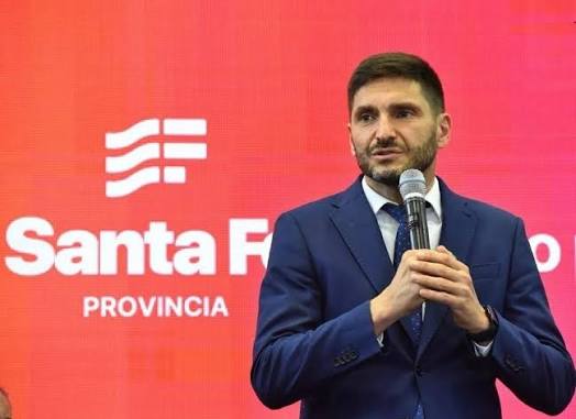 Santa Fe desdobló sus elecciones de 2027 y mantuvo las PASO pese a la postura de Milei